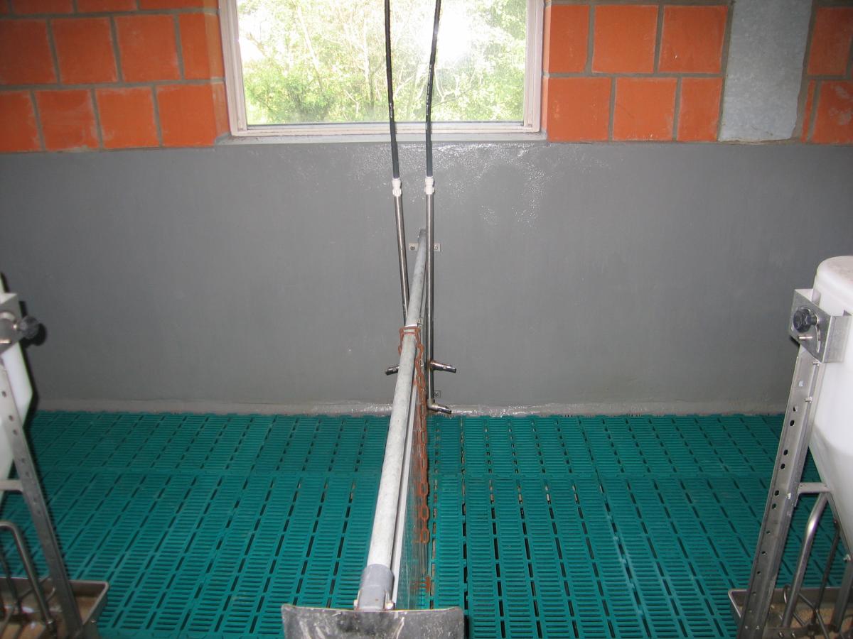 AC 122
